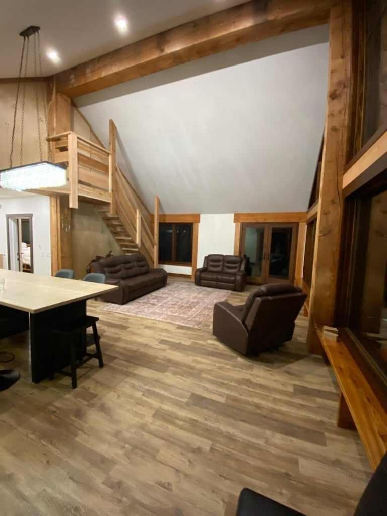 River Safari Mountain View Suite Blue River Exterior photo